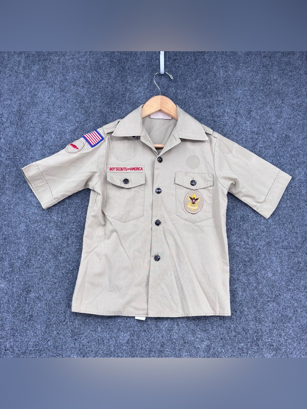 Boy Scouts Of America Beige Button Up Shirt With Patches Size Youth Small